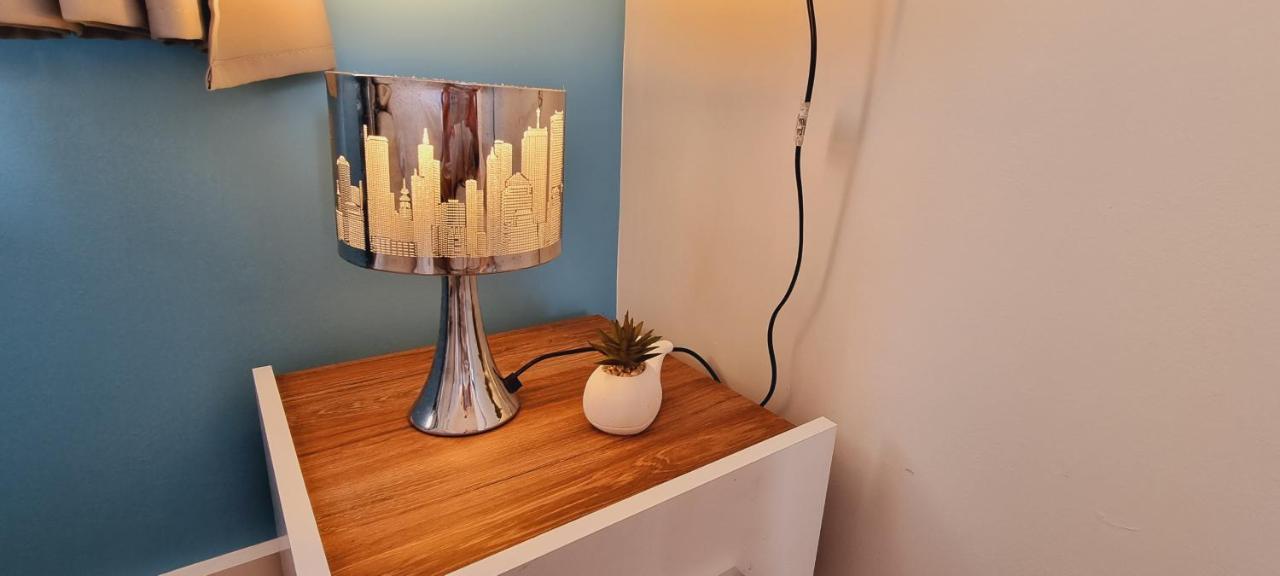 Modern And Spacious Swansea Centre Apartment Eksteriør bilde